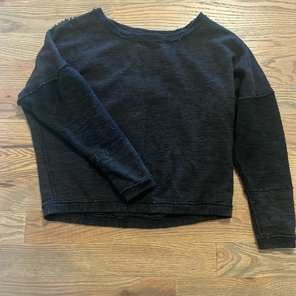 Boxy oversized raw edge sweatshirt Size S GUC